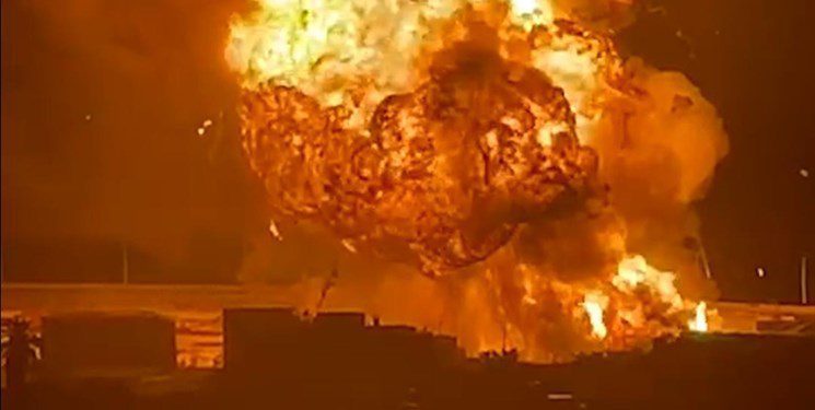 فیلم/ انفجار مهیب در انبار ذخیرهسازی گاز در مغرب