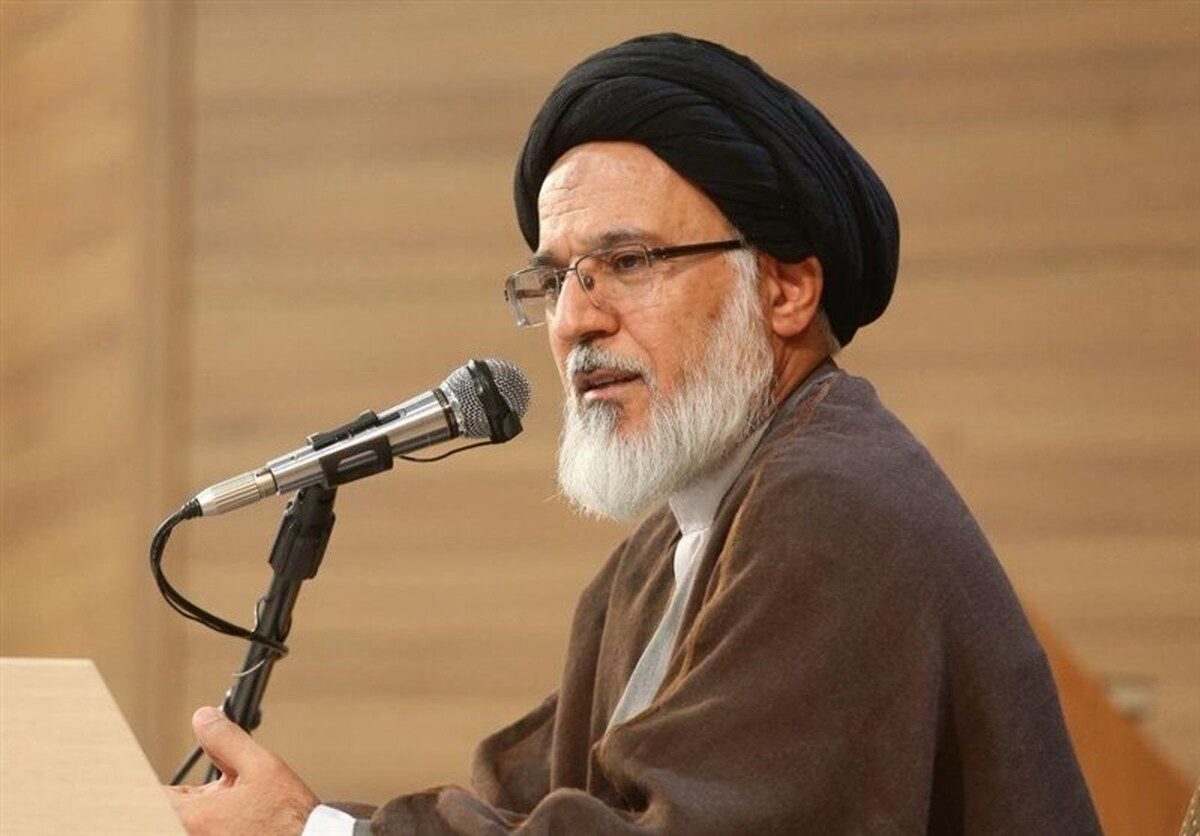 متهم اصلی بی‌حجابی و هرزگی کیست؟!