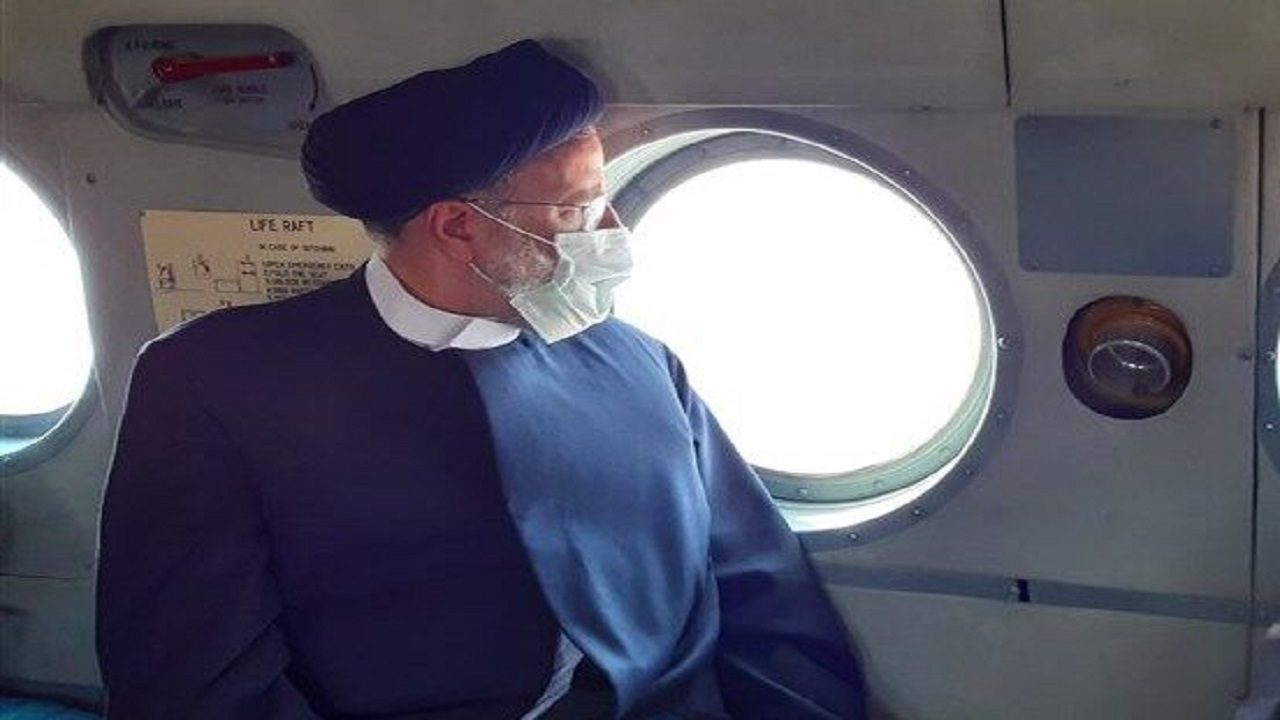 بازدید هوایی آیت الله رئیسی از دریاچه ارومیه