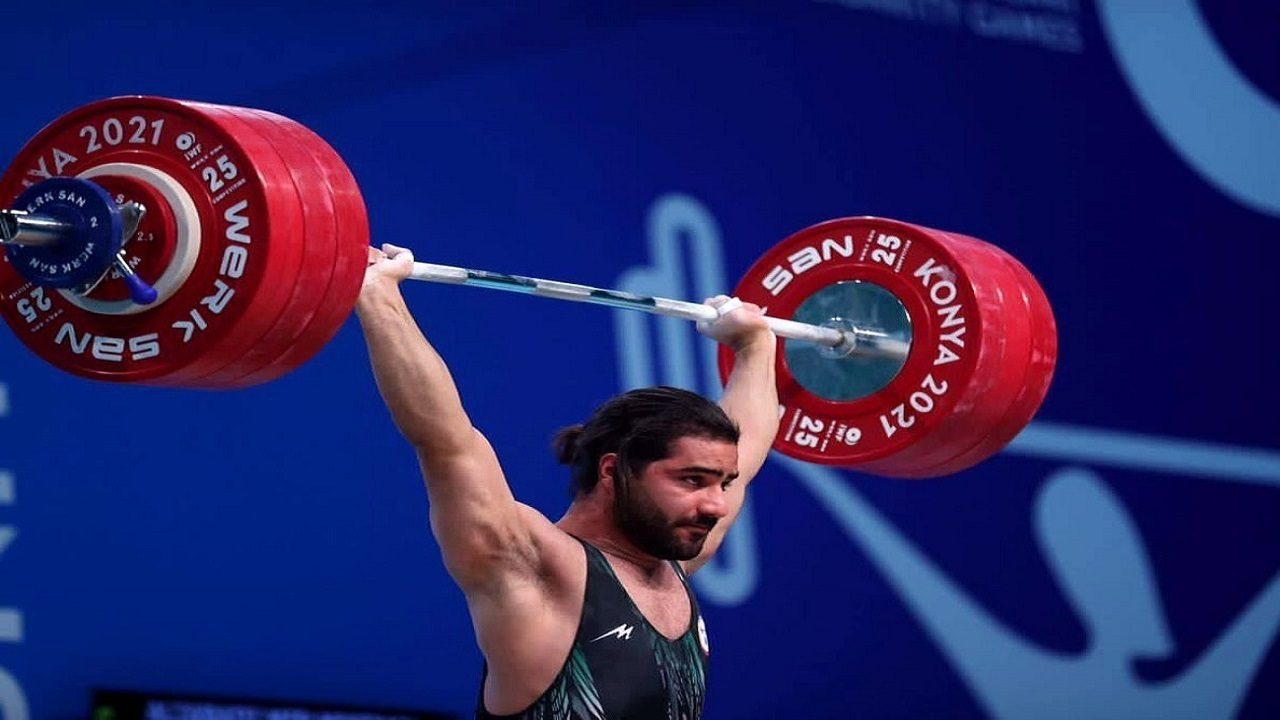 بعد از تمرین سنگین به ما کوکو سیب زمینی می‌دادند/ با کسب مدال جهانی مبلغ ۲/۵ میلیون تومان گرفتم