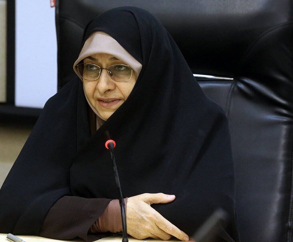 مسئولان به بانوان شاغل خواهان فرزندآوری مرخصی و اجازه دورکاری دهند