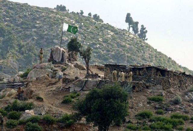 انفجار بمب در بلوچستان پاکستان جان ۴ مرزبان را گرفت