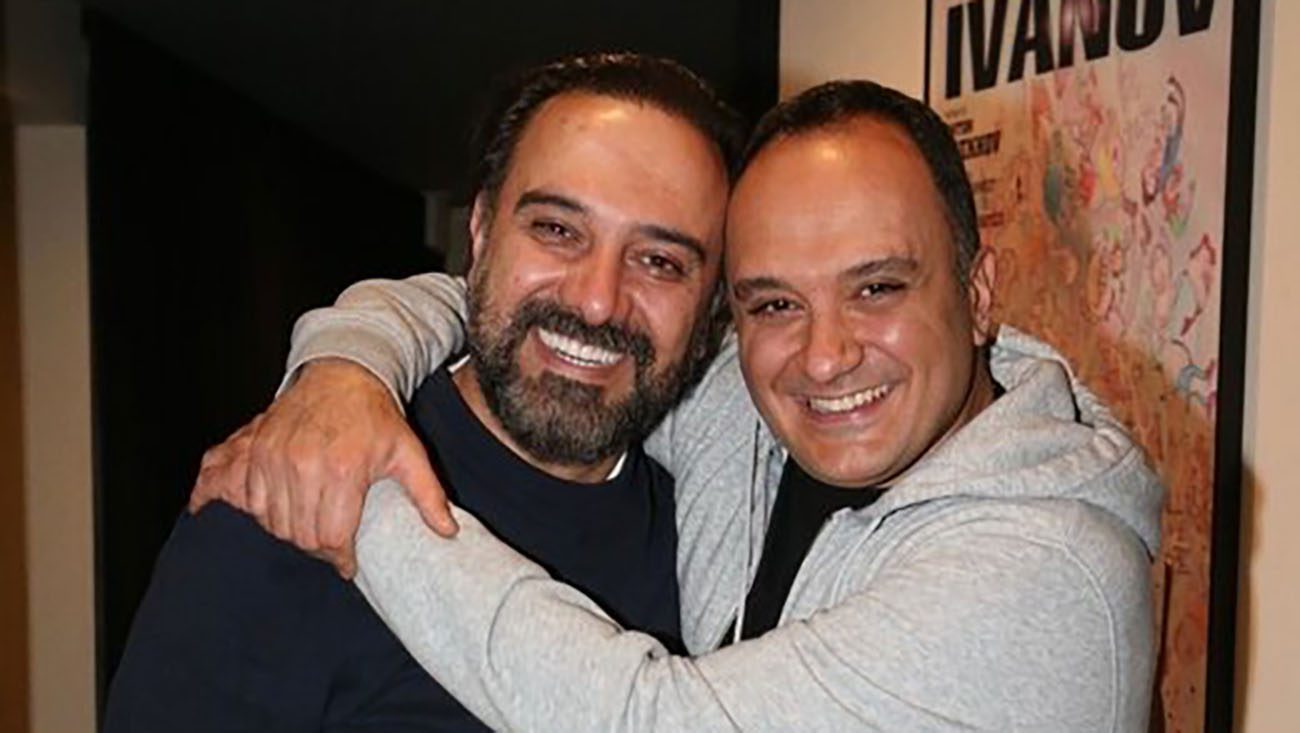 رقص برزو ارجمند و احسان کرمی در عروسی ساسی مانکن/ بازیگرانی که از عزای متروپل آبادان درآمدند!