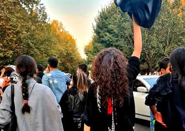 اعتراض مردم به قبح‌شکنی‌های اخلاقی/ اماکن عمومی اتاق خواب شما برای رفتار جنسی نیست!