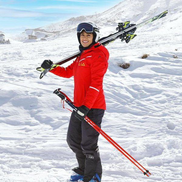 ماجرای پناهندگی عاطفه احمدی اسکی‌باز  ایرانی چیست؟/ اقدام عجولانه ورزشکار یا بی‌تدبیری فدراسیون؟