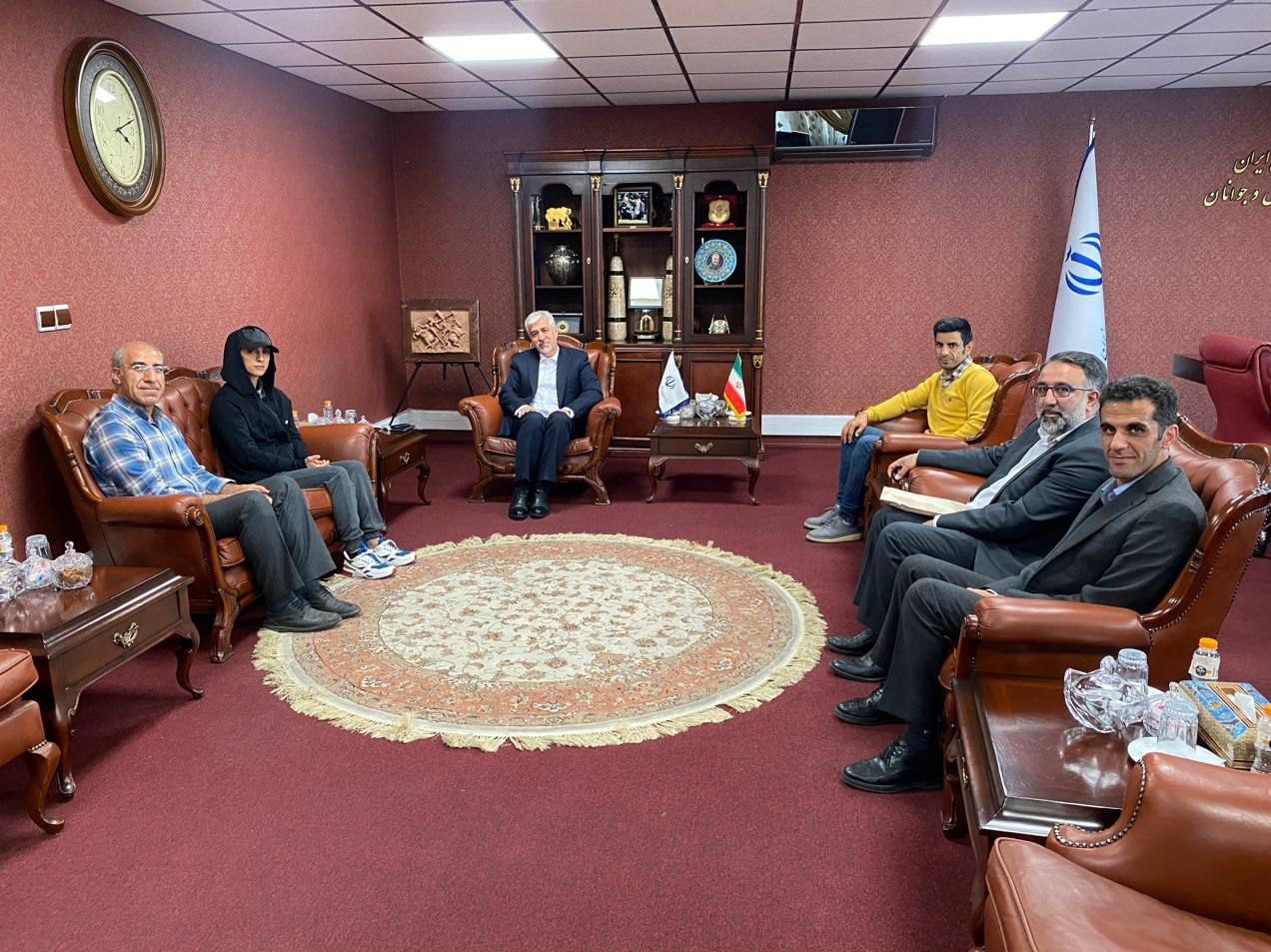 وزیر ورزش: الناز رکابی درخواست پناهندگی را رد کرد