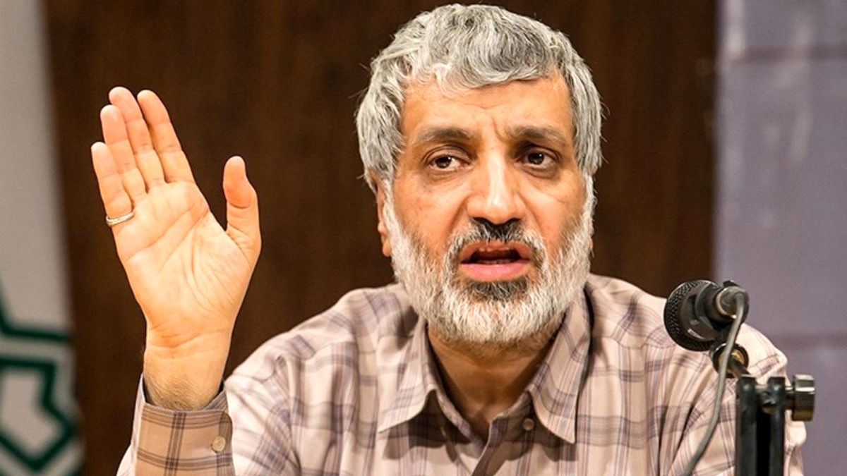 منشأ جنبش این روزها نیازهای جنسی زنان است!/ دبیرستان‌ها منشأ آشوب ها هستند