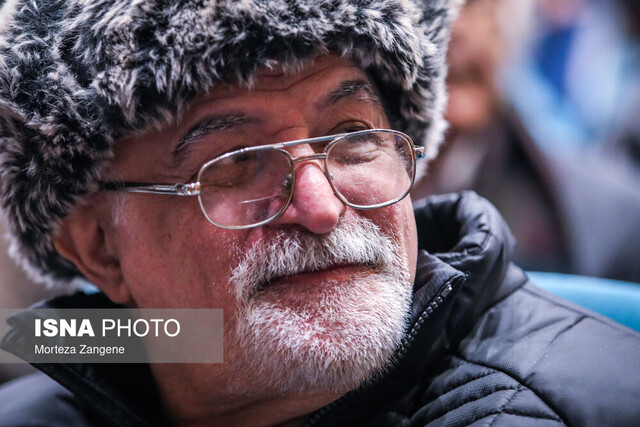 خاطرات فریدون جیرانی از اولین اکران «قیصر» در مشهد و آگهیهای دهه ۴۰