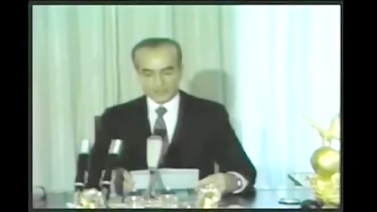 محمدرضا شاه: من صدای انقلاب شما را شنیدم!