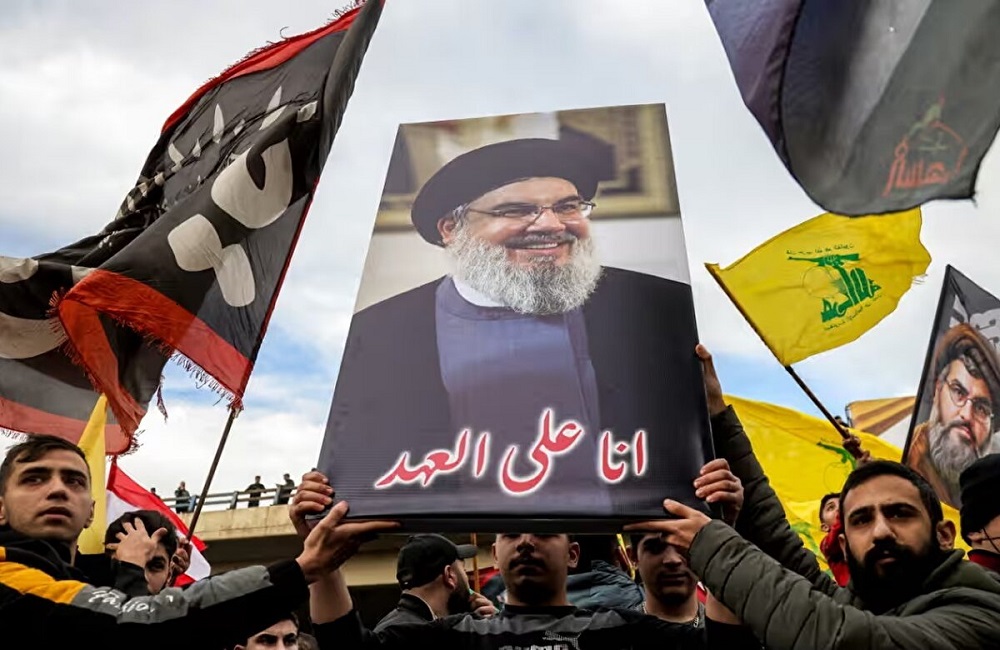 گزارش لحظه ای از یک حماسه تاریخی/ ورود مردم به محل تشییع سید حسن نصرالله + فیلم و عکس