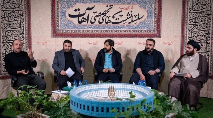 وظیفه جامعه مداح مدیریت شادی و عزای جامعه است / برخی هیأت‌ها فراتر از کنسرت، درحال دیسکو شدن هستند