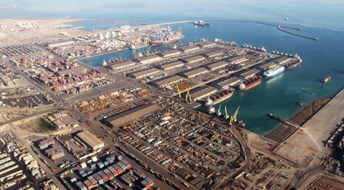 بندر شهید رجایی چه حجمی از ترانزیت کالا را در اختیار دارد؟