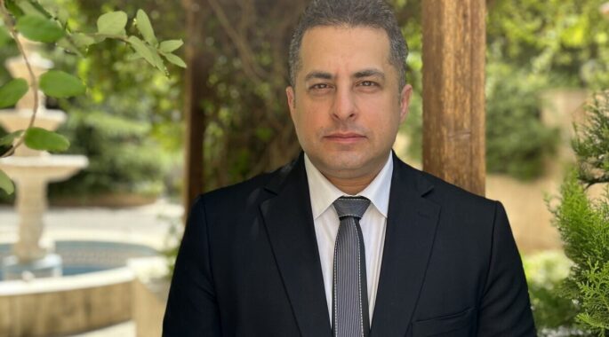 رئیس‌جمهور آمریکا در باره برنامه هسته‌ای ایران اظهار داشت: “تمایل دارم بگویم، ‘چرا به آن نیاز دارید؟ شما که نفت زیادی دارید