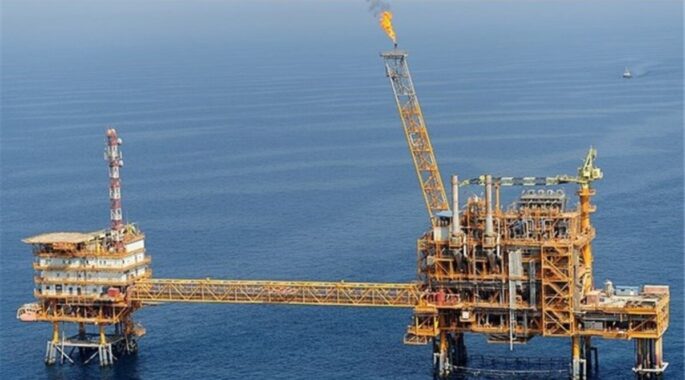 ذخایر شناور روی آب کمتر از ۵ میلیون بشکه؛ چین یک‌تنه تحریم بایدن و ترامپ را خنثی کرد