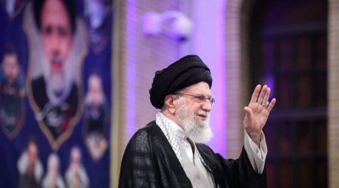 چرا سخنان طرف آمریکایی، یاوه گویی و غلط اضافی است؟