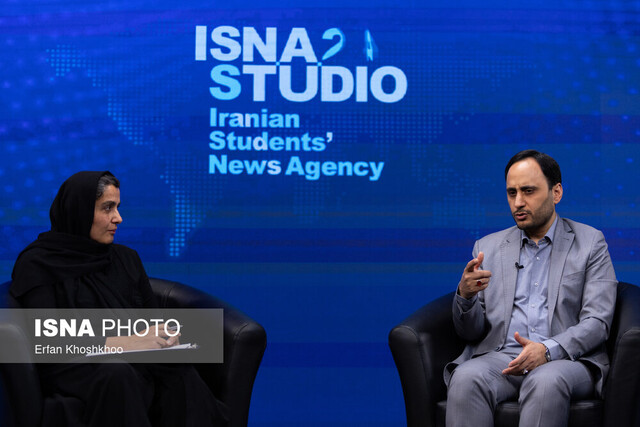 ذهن شهید رئیسی درگیر تمسخر و توهین‌ها نبود/اگر رئیس‌جمهور نمی‌شد نزدیکانش جایگاه بالاتری داشتند/میزان آسیب شهید رئیسی در سانحه، متفاوت با بقیه است