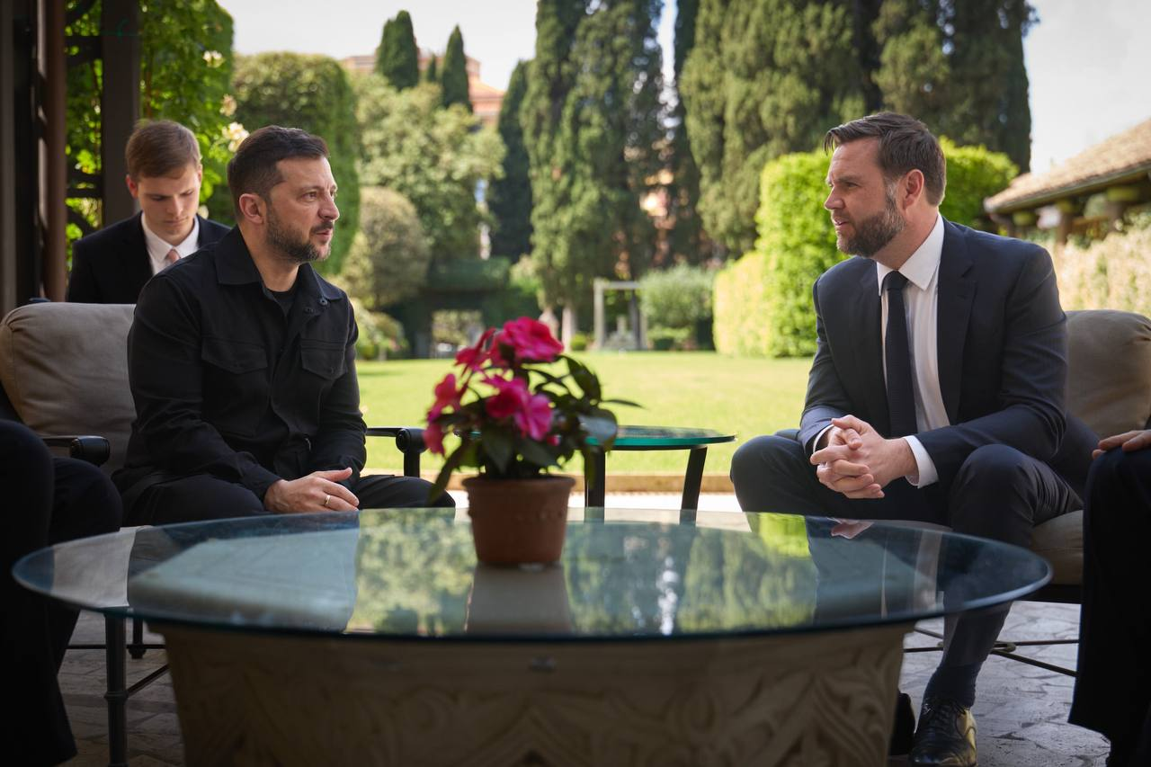 دیدار زلنسکی و ونس با تمرکز بر تماس آتی ترامپ-پوتین