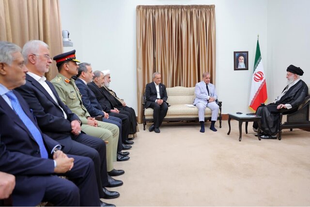 پیام نخستوزیر پاکستان درباره دیدار با مقام معظم رهبری