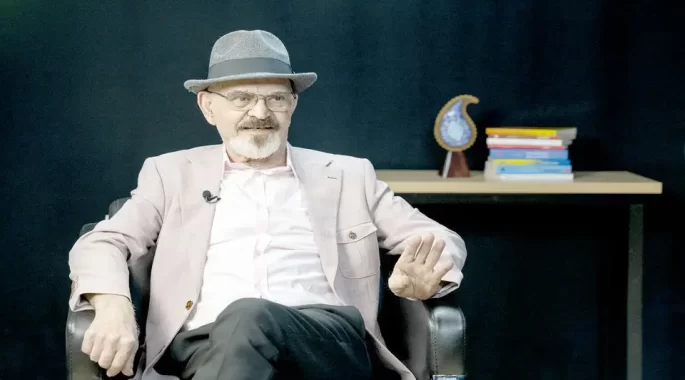 مهدی فخیم‌زاده: اگر از آسمان سنگ هم ببارد ایران را ترک نمی‌کنم