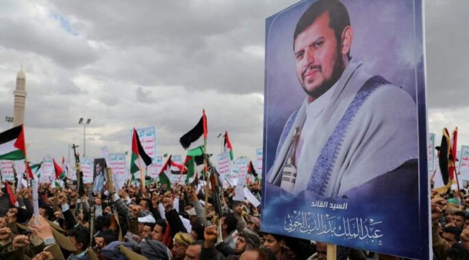 فایننشال تایمز: دولت آمریکا در برابر حوثی‌ها متحیر مانده است