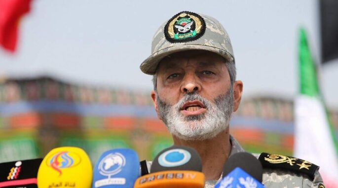 فرمانده کل ارتش: برای وعده صادق۳ کاملا آماده‌ایم