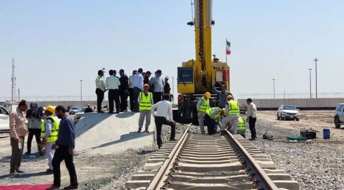 راه‌آهن شلمچه ـ بصره از بن‌بست خارج شد