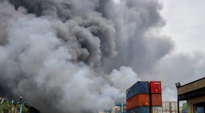 خسارات ۳ هزار کانتینر در انفجار بندر شهید رجایی