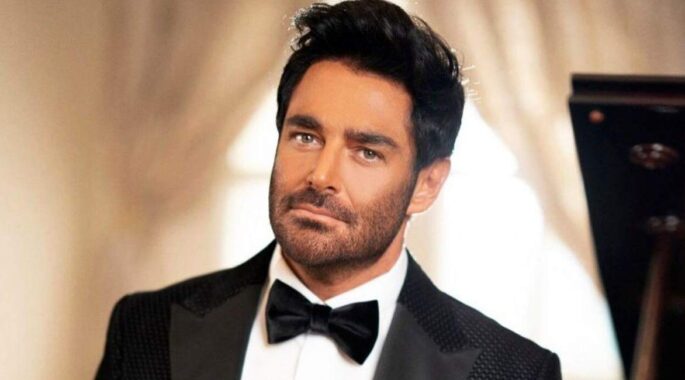 پز بی‌ موقع آقای گلزار +عکس