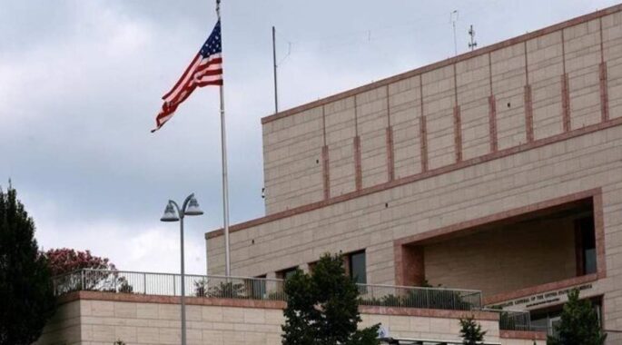 عراق تخلیه سفارت آمریکا در بغداد را تکذیب کرد