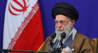 رهبر معظم انقلاب: علامه نائینی فقیهی نوآور و بنیان‌گذار اندیشه سیاسی در حوزه نجف بود