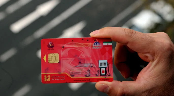 مصوبه جدید دولت درباره بنزین؛ فعال‌سازی نرخ ۵۰۰۰ تومانی در جایگاه‌ها