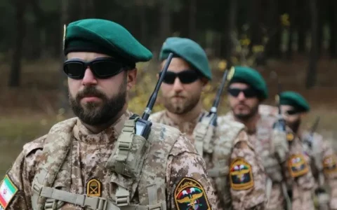 اعزام یگانهای نیروی زمینی سپاه به رزمایش ضدتروریسم با چین و روسیه