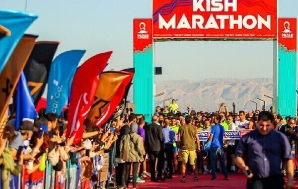 حاشیه‌های ماراتن بانوان کیش؛ از اعتراض امام‌جمعه تا مطالبه برخورد با هنجارشکنان