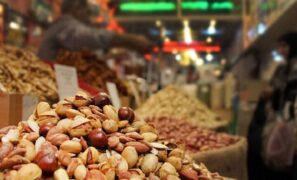 یلدای تلخ با آجیل میلیونی / فاصله فاحش قیمتهای رسمی با بازار