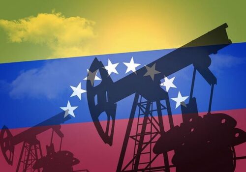 عملیات دشوار انتقال نفت ونزوئلا به آمریکا