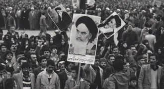 انقلاب اسلامی تانک صادر نکرد، آگاهی صادر کرد