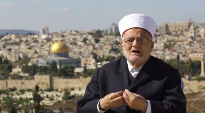 هشدار عالم بزرگ فلسطینی نسبت به تشدید هتک حرمت مسجدالاقصی