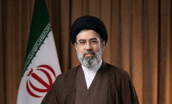 پیام رهبر انقلاب به مناسبت روز ملی خلیج فارس؛ آینده منطقه بدون حضور آمریکا رقم می‌خورد