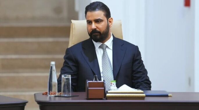 جوان‌ترین نخست‌وزیر عراق؛ چهره‌ای اقتصادی، بدون پیشینه‌ سیاسی