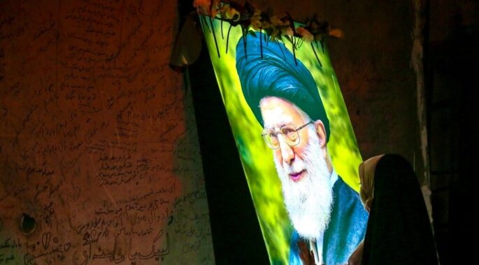 رواقِ خیابان؛ جایی میان خاطره و سوگ