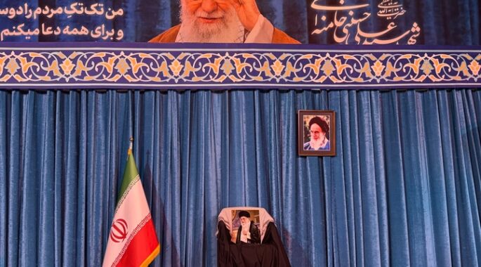 کشوردوست؛ خیابانی که برای رهبر شهید، حرم شد