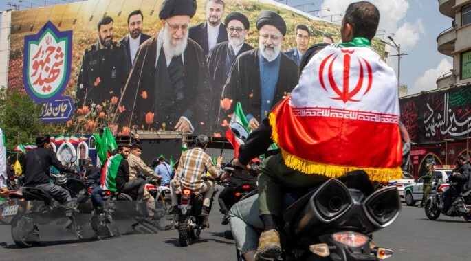 از شکوه میدان تا هندسه قدرت پایدار؛ الزامات نهادینه‌سازی سرمایه اجتماعی در نبرد بلندمدت تمدنی