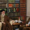 فیلم/ رهبر شهید انقلاب، الگوی سادگی و خدمت در بیمارستان‌های دولتی