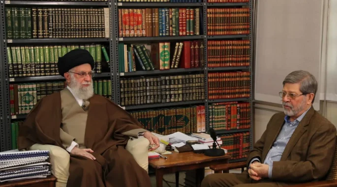 فیلم/ رهبر شهید انقلاب، الگوی سادگی و خدمت در بیمارستان‌های دولتی